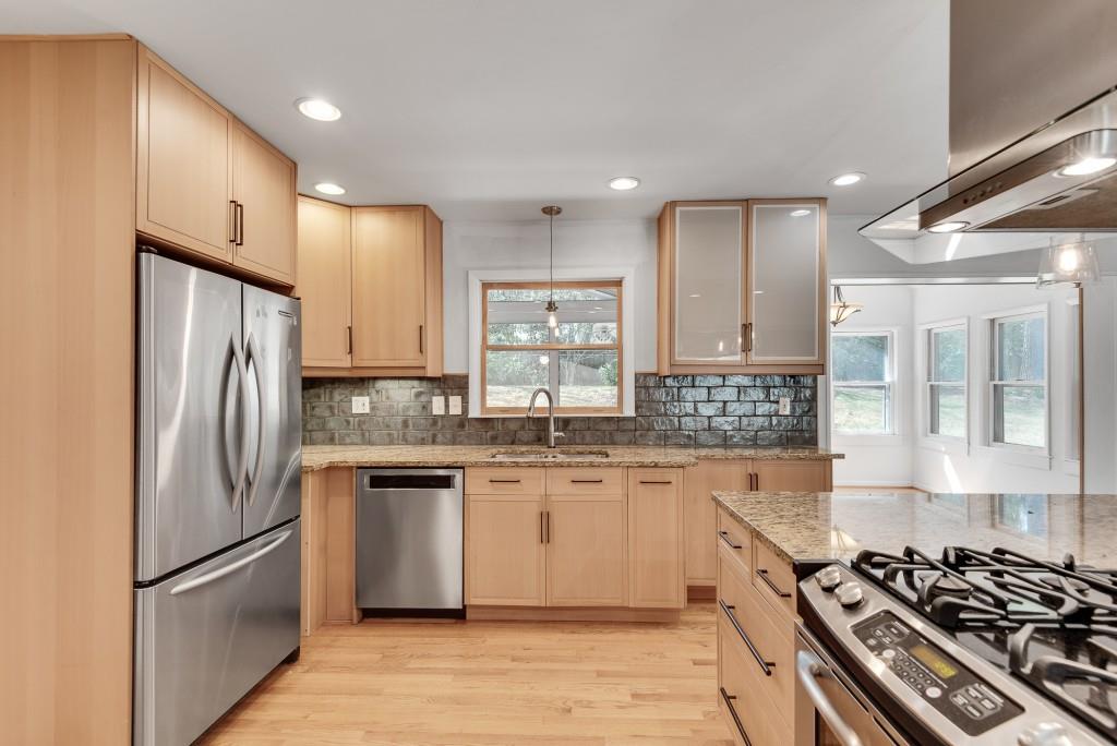 2546 Shetland Drive