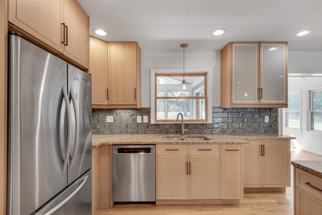 2546 Shetland Drive
