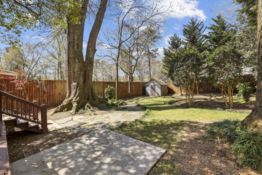 156 Sisson Avenue NE