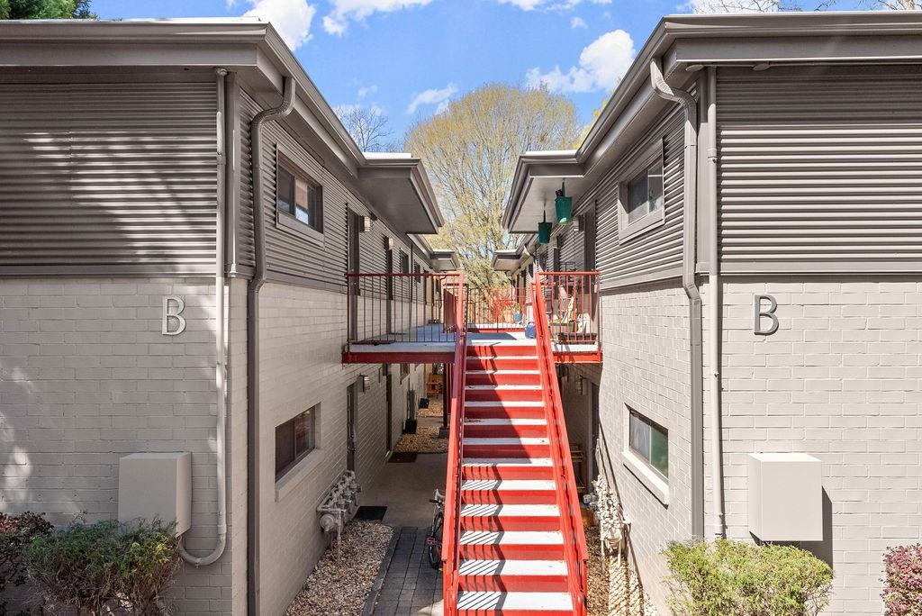 1355 Euclid Avenue NE Unit 21B