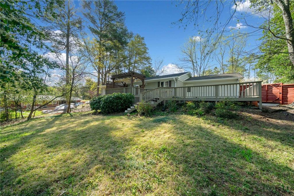 2100 Fairwood Lane NE
