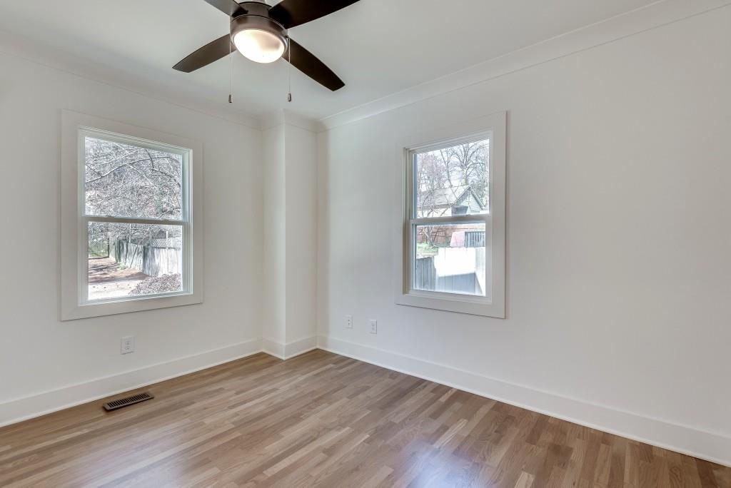 1861 Dyer Circle