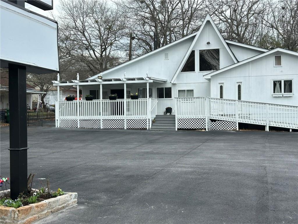 6566 JAMES B RIVERS MEMORIAL Drive