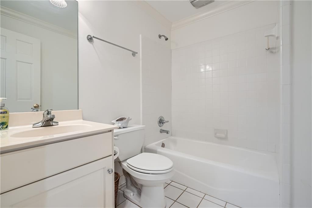 4503 Payton Oaks Place NE