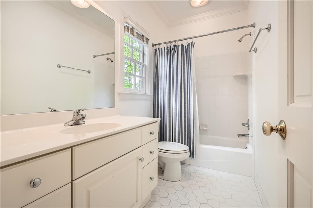 4503 Payton Oaks Place NE