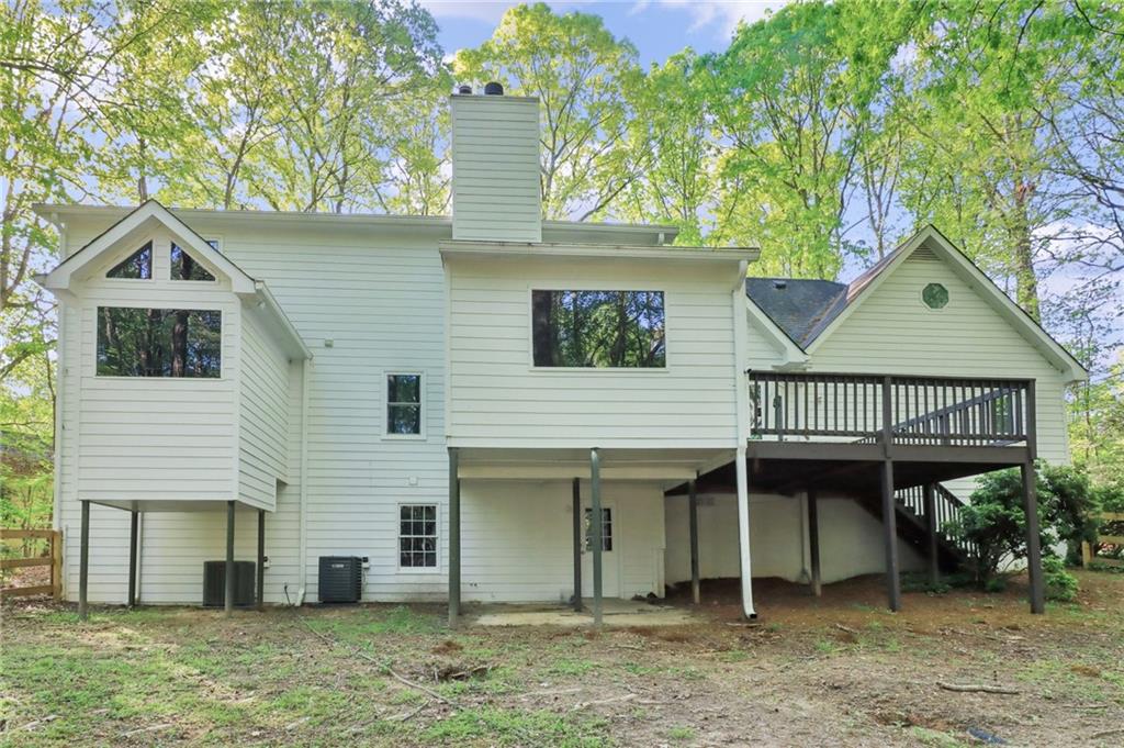 2100 Kings Valley Drive