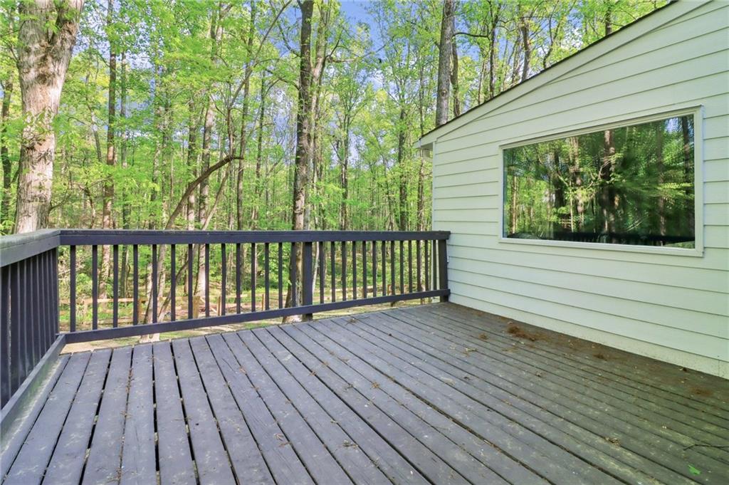 2100 Kings Valley Drive