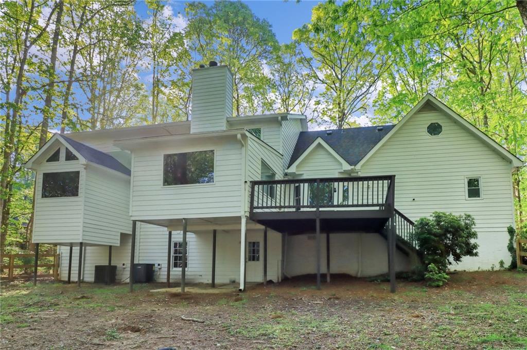 2100 Kings Valley Drive