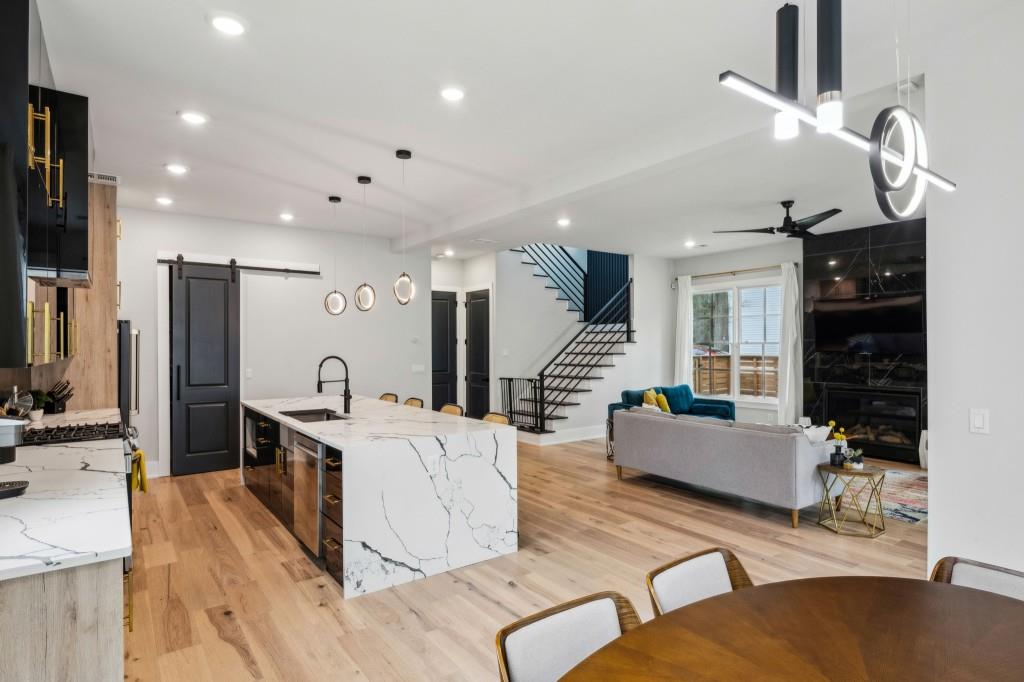 1010 Violet Street SW Unit A
