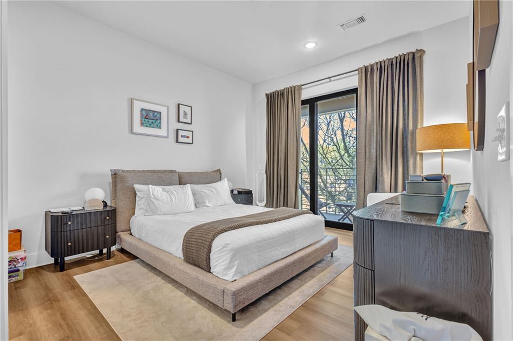 112 Rogers Street NE Unit 207