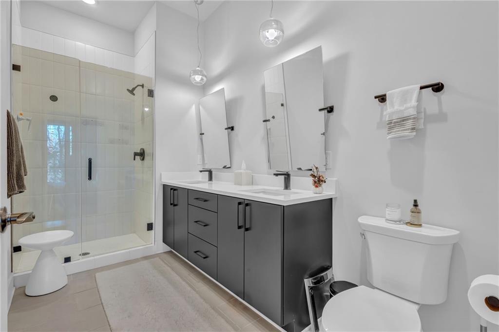 112 Rogers Street NE Unit 207