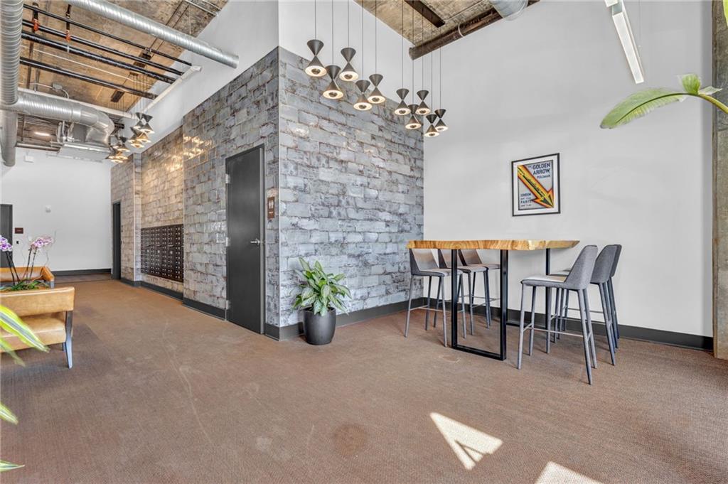 112 Rogers Street NE Unit 207