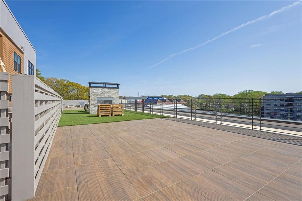 112 Rogers Street NE Unit 207