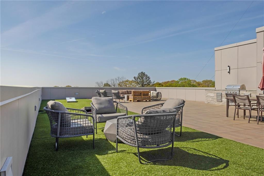 112 Rogers Street NE Unit 207