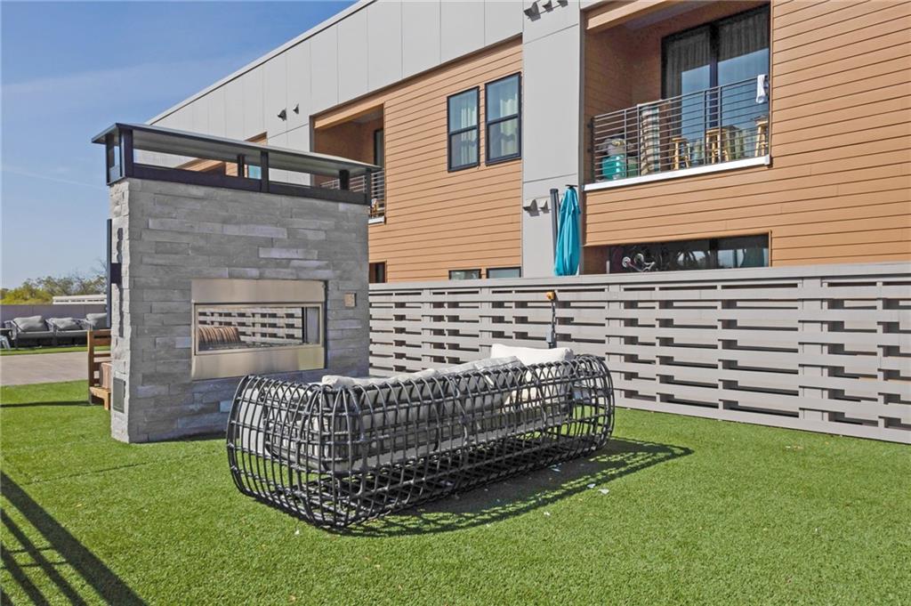 112 Rogers Street NE Unit 207