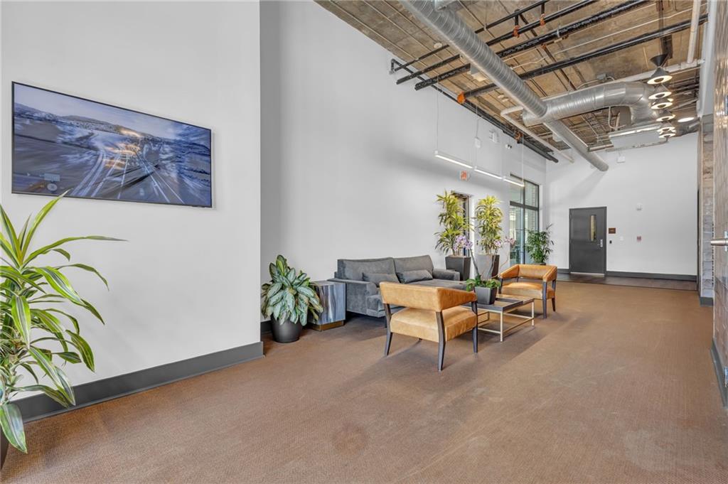 112 Rogers Street NE Unit 207