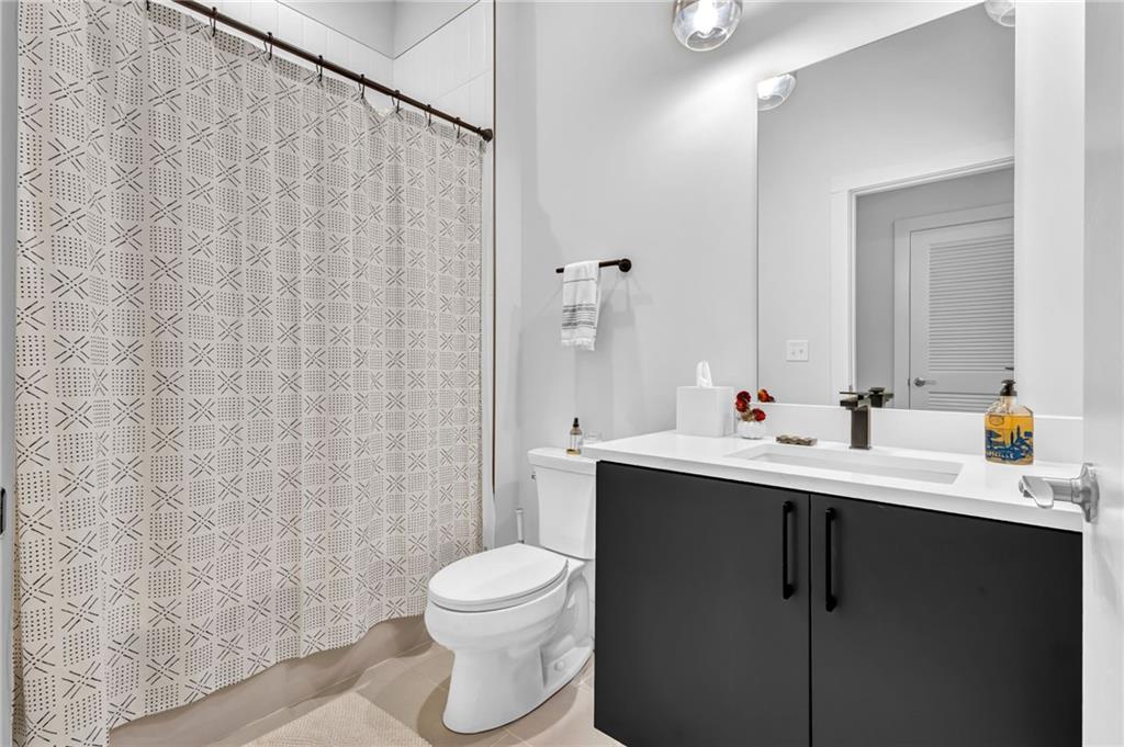112 Rogers Street NE Unit 207