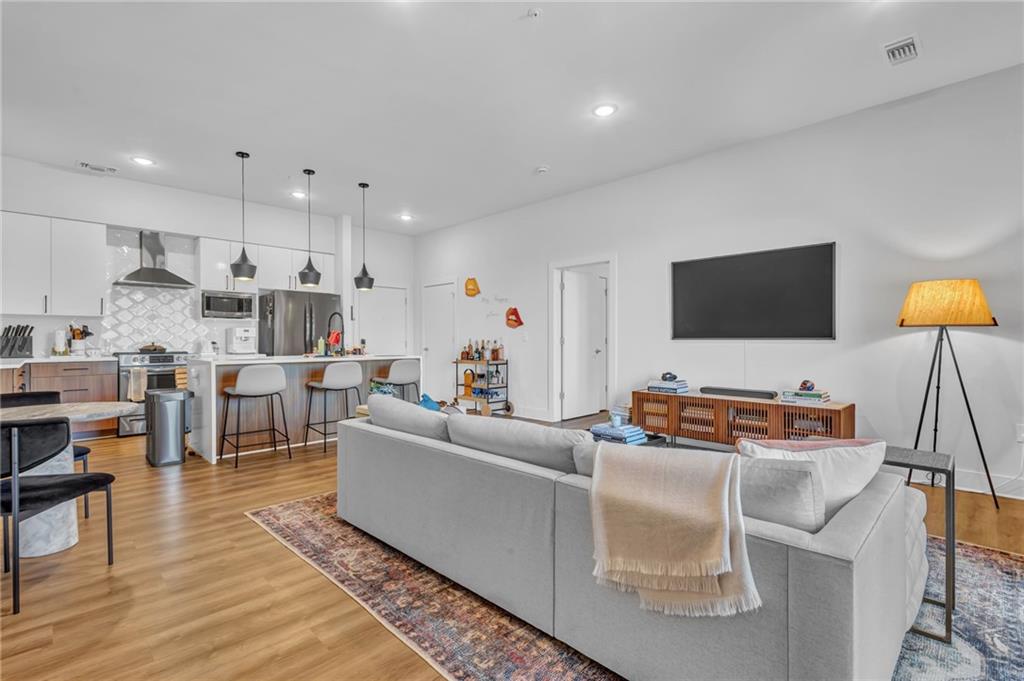 112 Rogers Street NE Unit 207