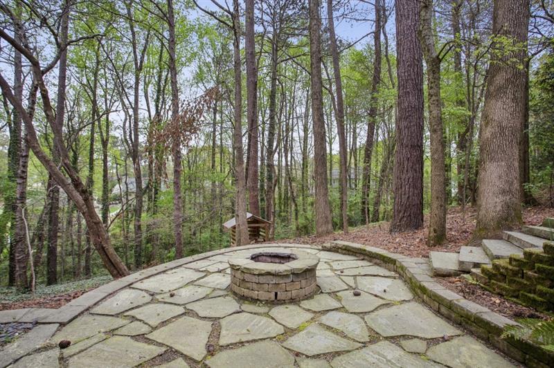 4284 Windy Gap Court NW