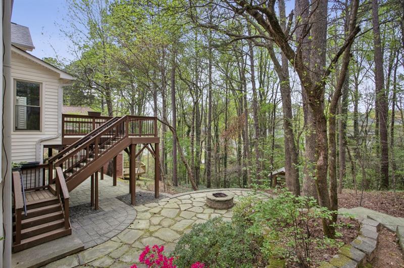 4284 Windy Gap Court NW