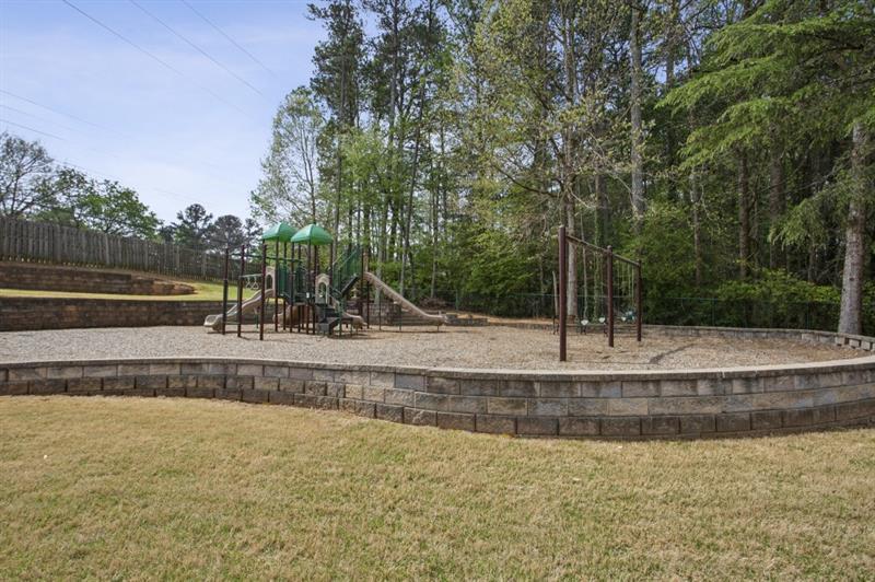 4284 Windy Gap Court NW