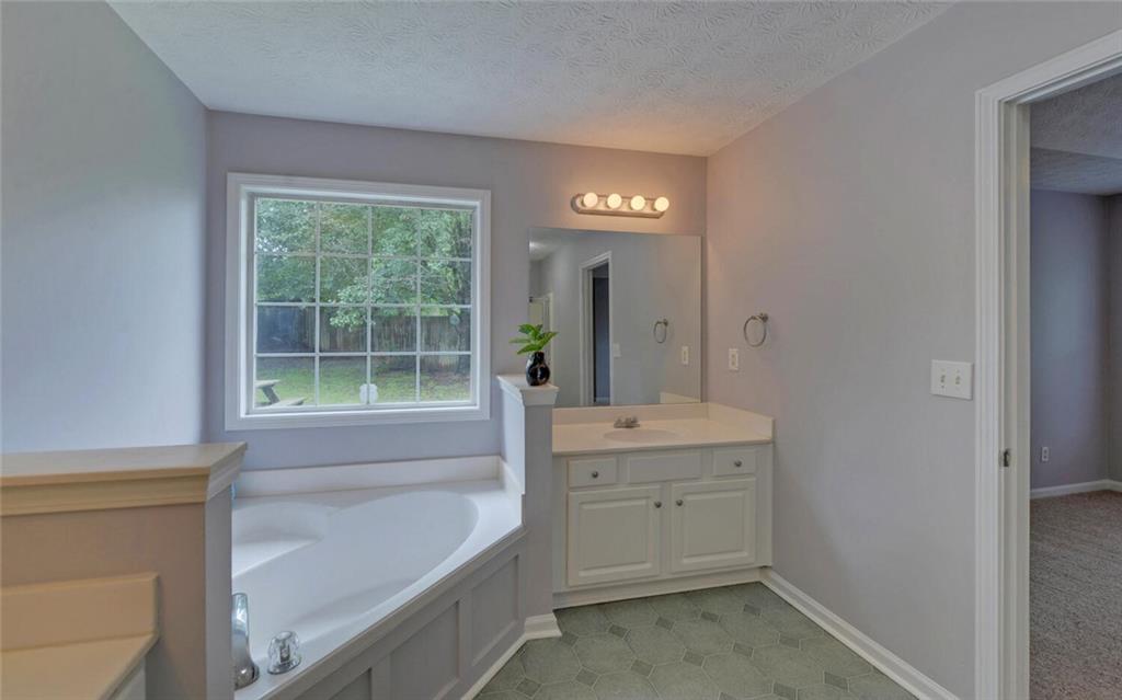 1080 Smoke Hill Lane