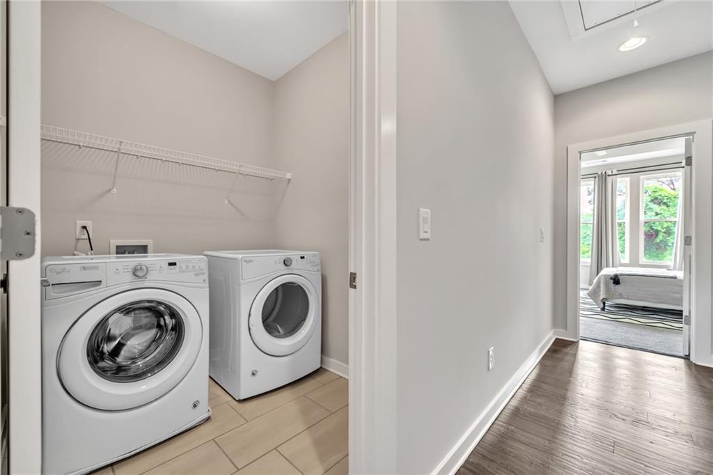 215 Arizona Avenue NE Unit 6