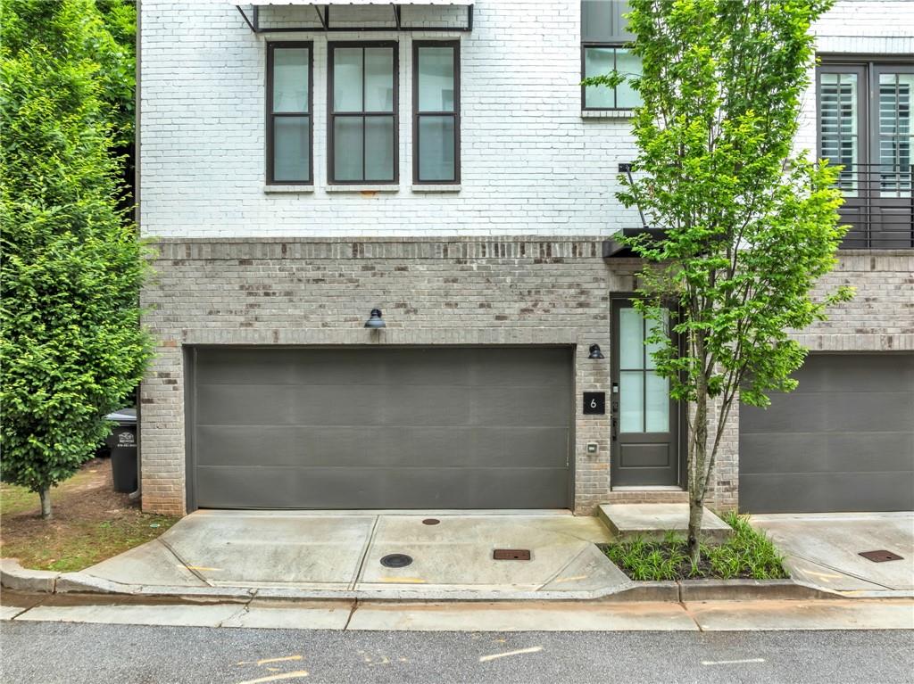 215 Arizona Avenue NE Unit 6