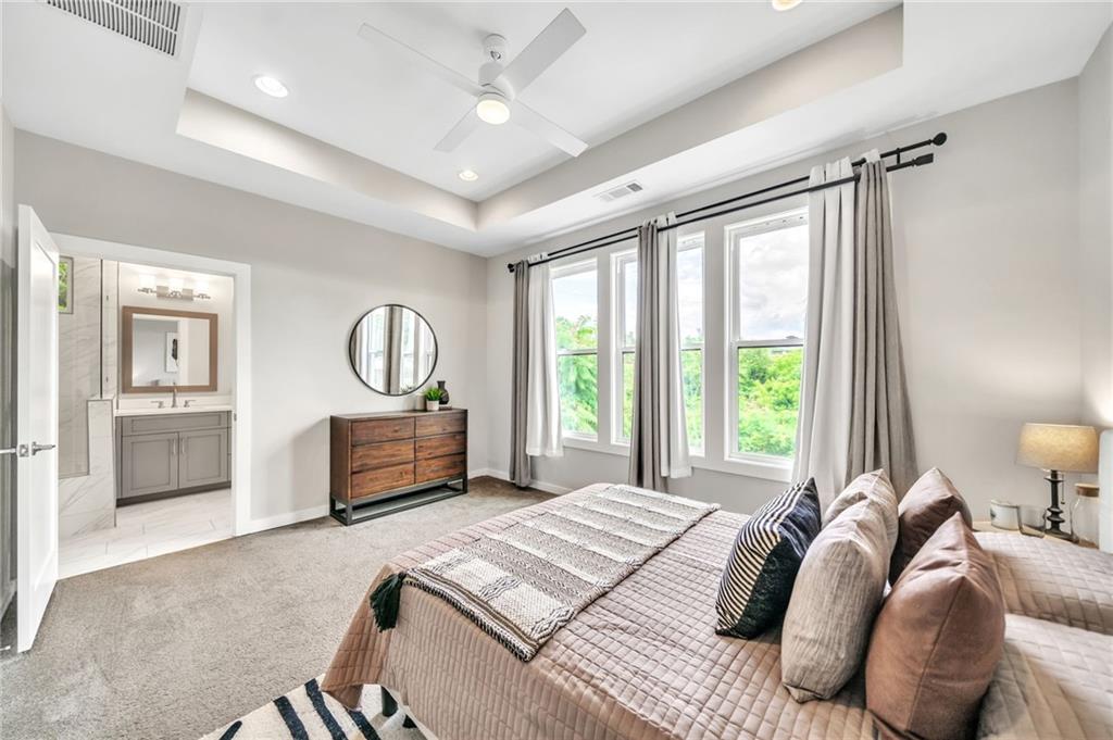 215 Arizona Avenue NE Unit 6