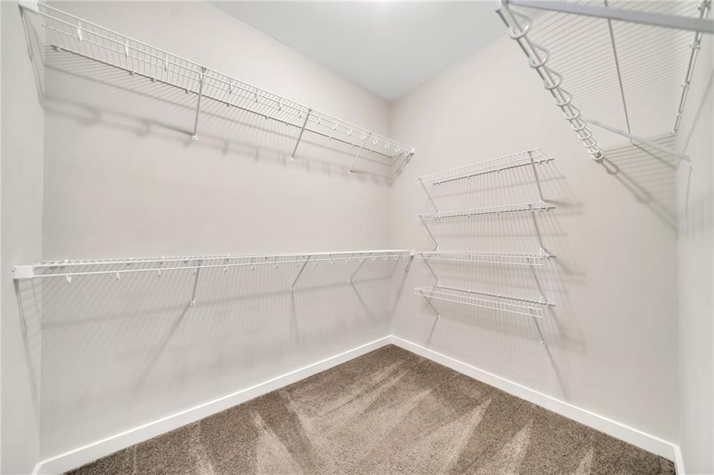 215 Arizona Avenue NE Unit 6