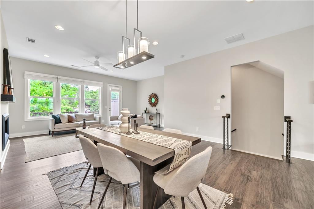 215 Arizona Avenue NE Unit 6