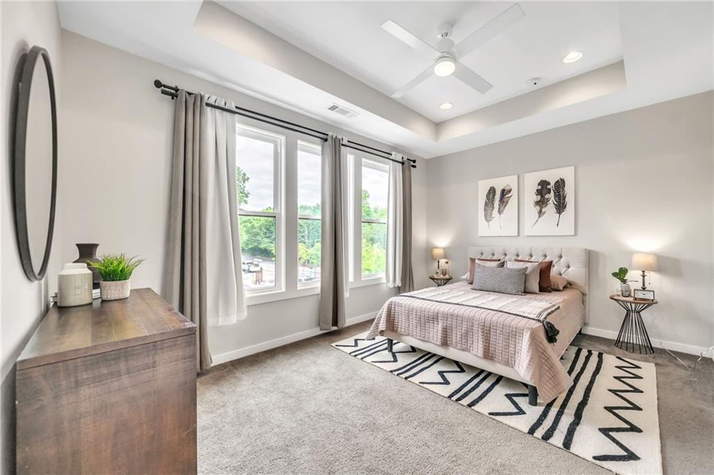 215 Arizona Avenue NE Unit 6