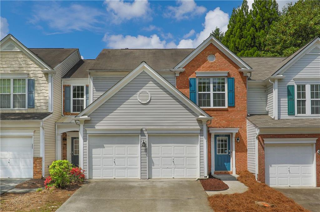 4205 Royal Regency Circle NW