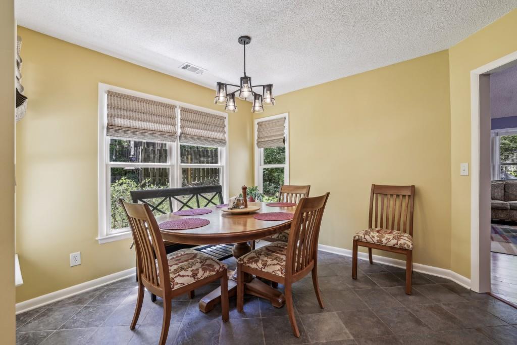 1390 Barclay Drive
