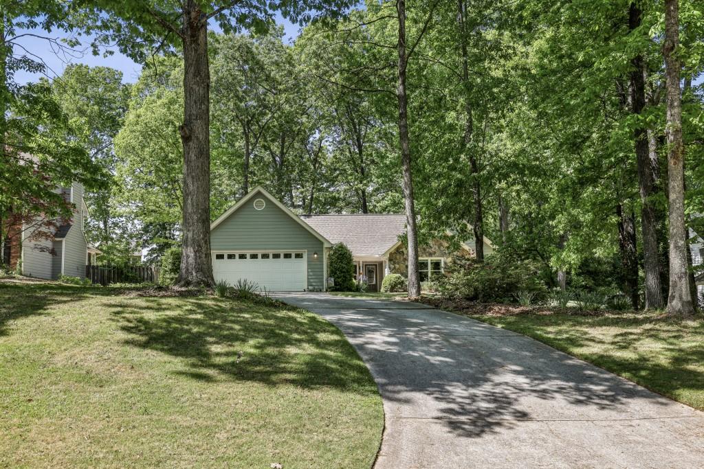 1390 Barclay Drive