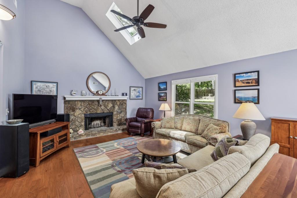 1390 Barclay Drive