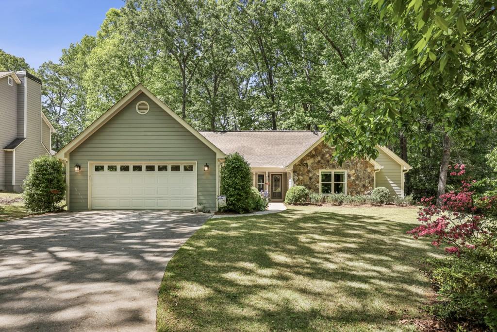 1390 Barclay Drive
