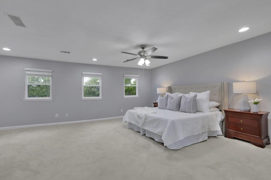 3757 Circle