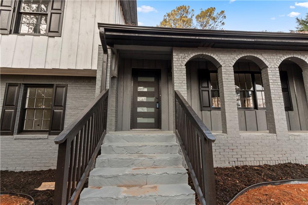 4399 Plantation Lane