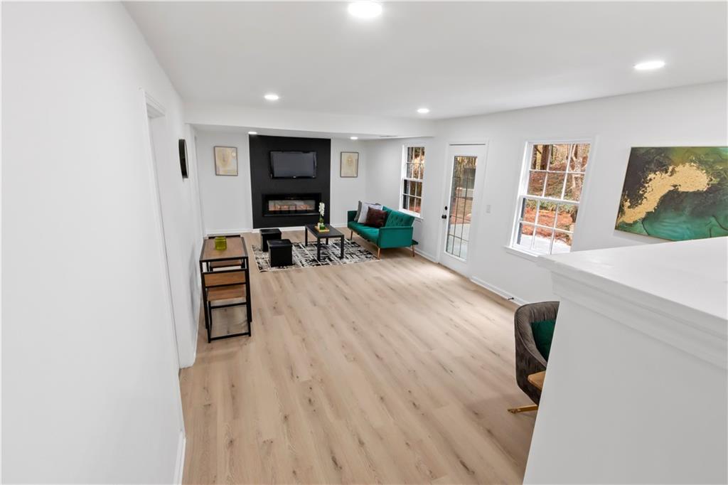 4399 Plantation Lane