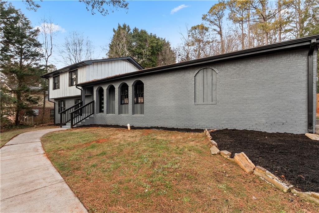 4399 Plantation Lane
