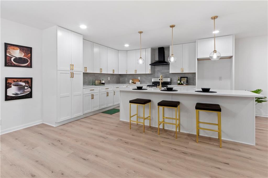4399 Plantation Lane