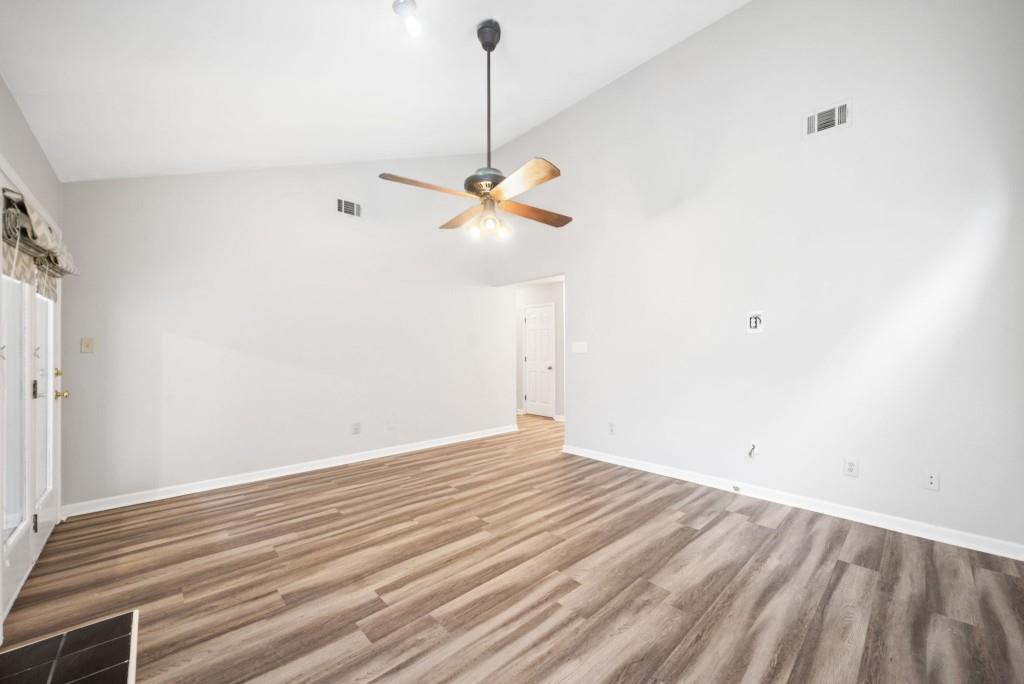 3765 Windsor Circle