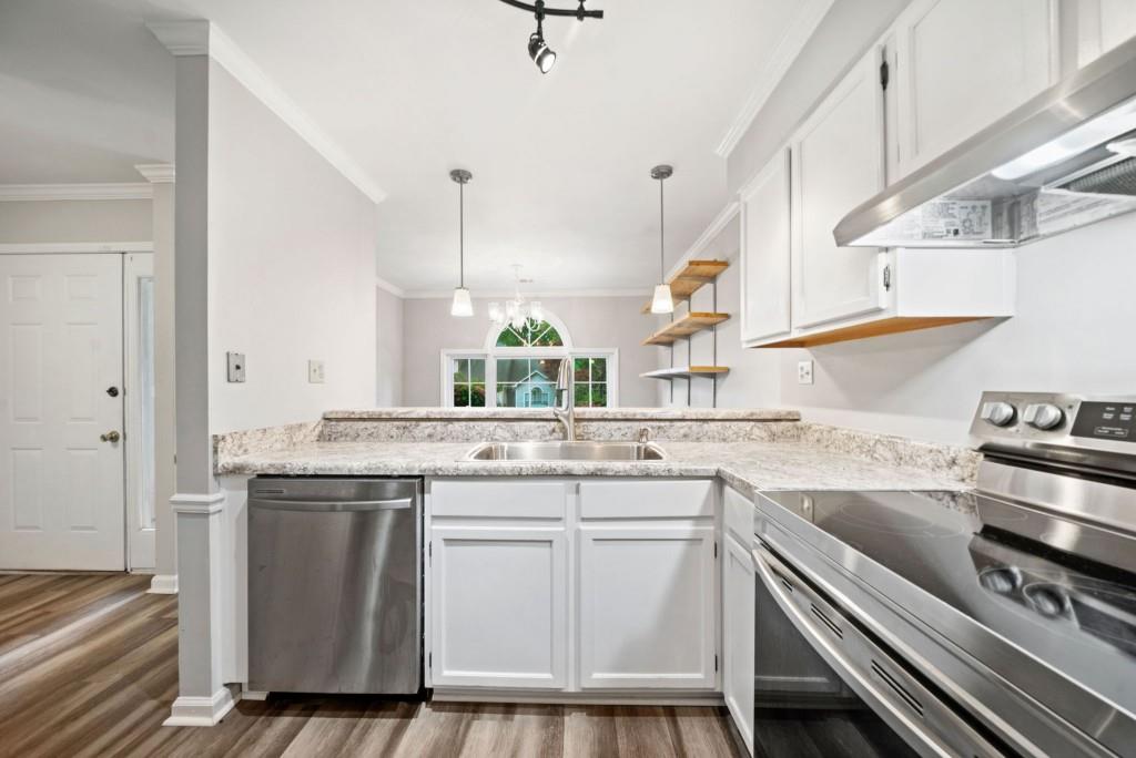 3765 Windsor Circle