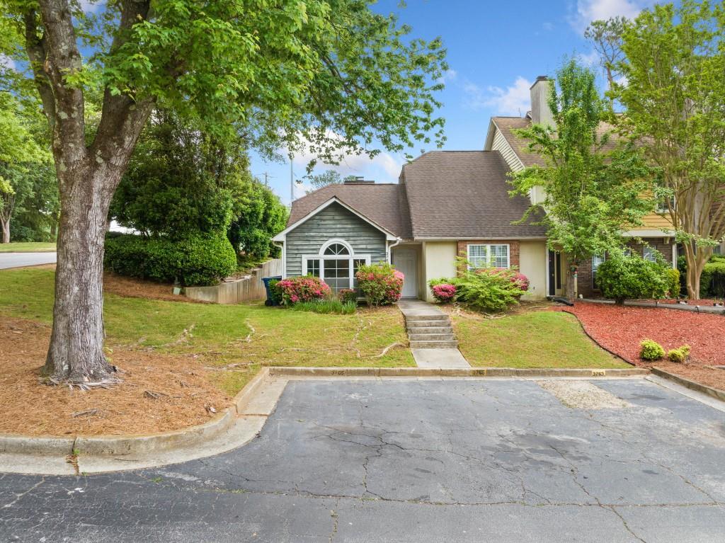 3765 Windsor Circle