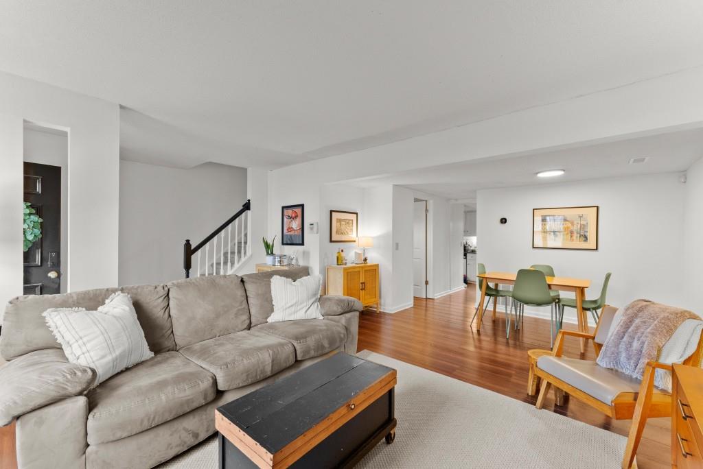 4418 Chowning Way