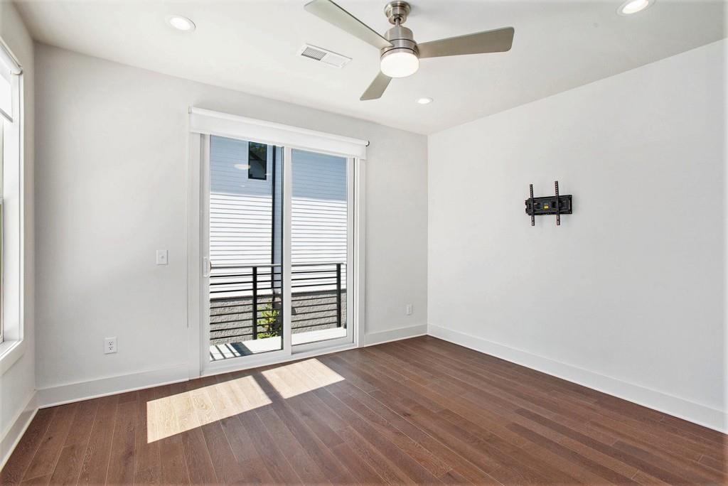 1350 May Avenue SE Unit 1