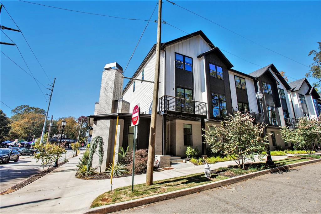 1350 May Avenue SE Unit 1