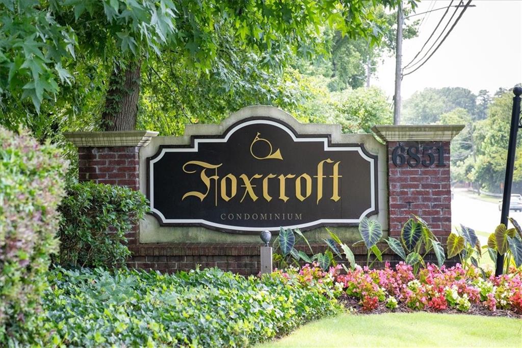 6851 Roswell Road Unit H12