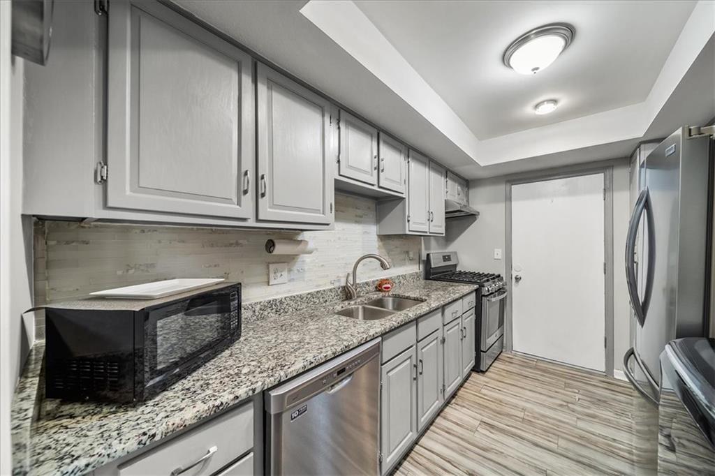 6851 Roswell Road Unit H12